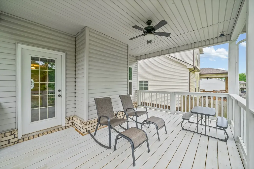 367 Barry Drive Clarksville TN 37040