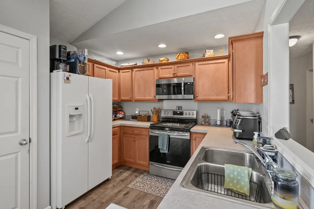 304 W Winterberry Trail White House TN 37188