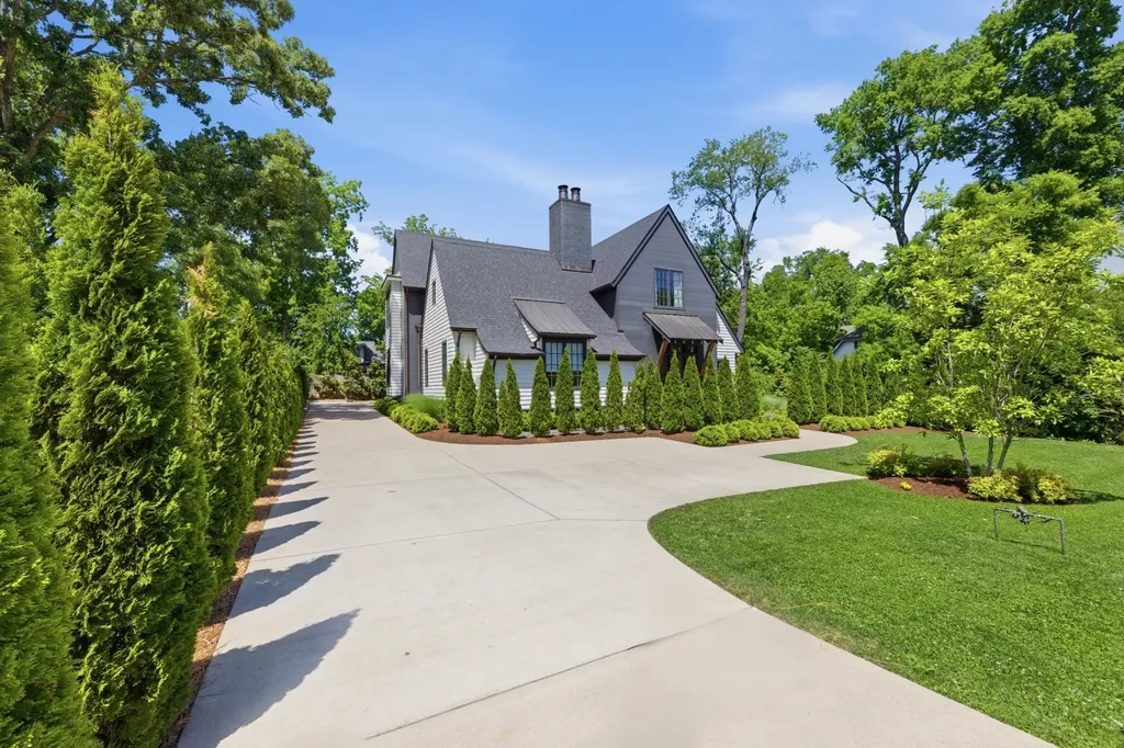 1138 Brookmeade Drive Nashville TN 37204