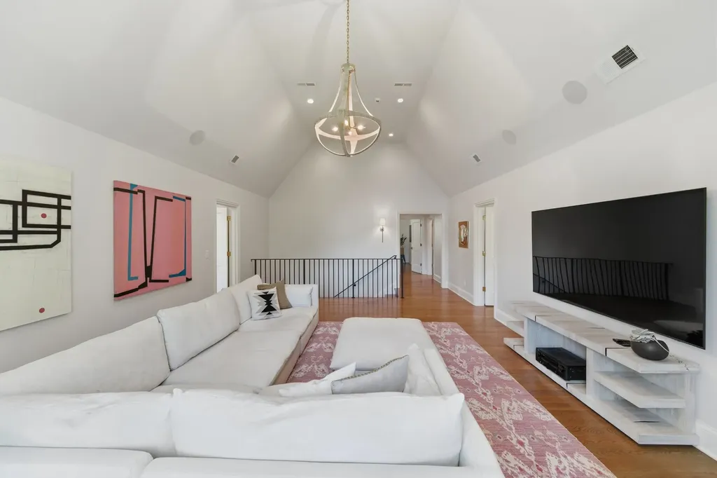 1138 Brookmeade Drive Nashville TN 37204
