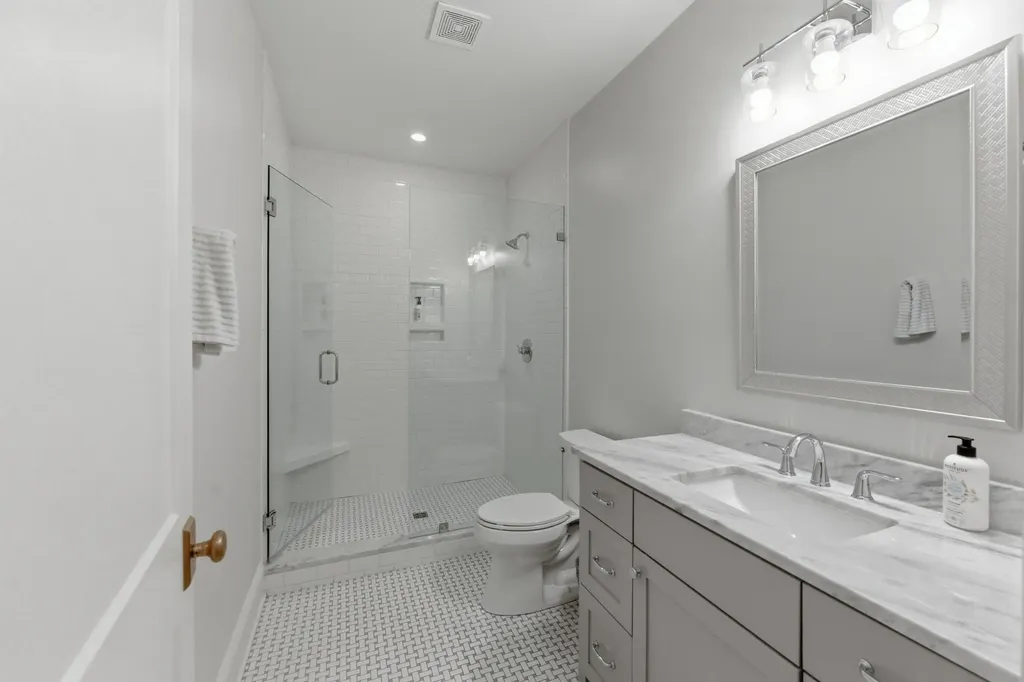 1138 Brookmeade Drive Nashville TN 37204