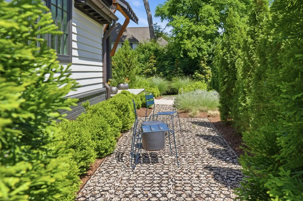 1138 Brookmeade Drive Nashville TN 37204