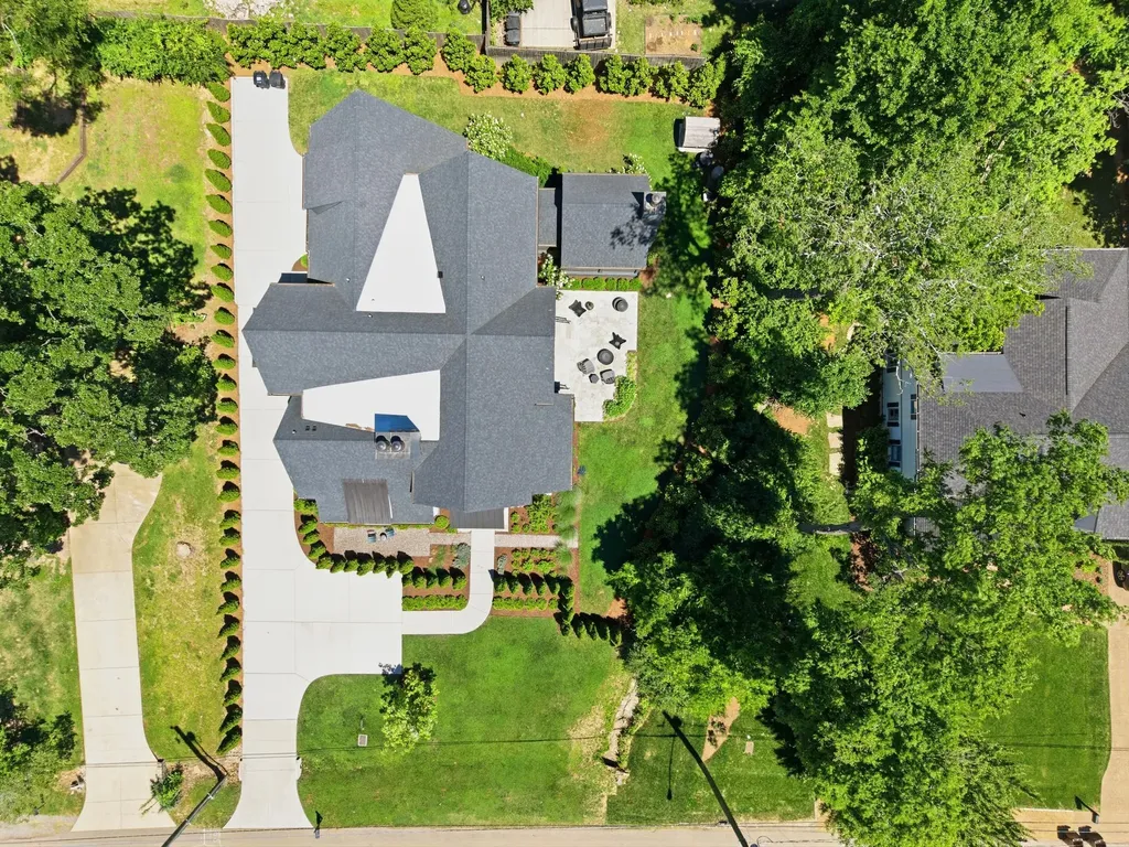 1138 Brookmeade Drive Nashville TN 37204