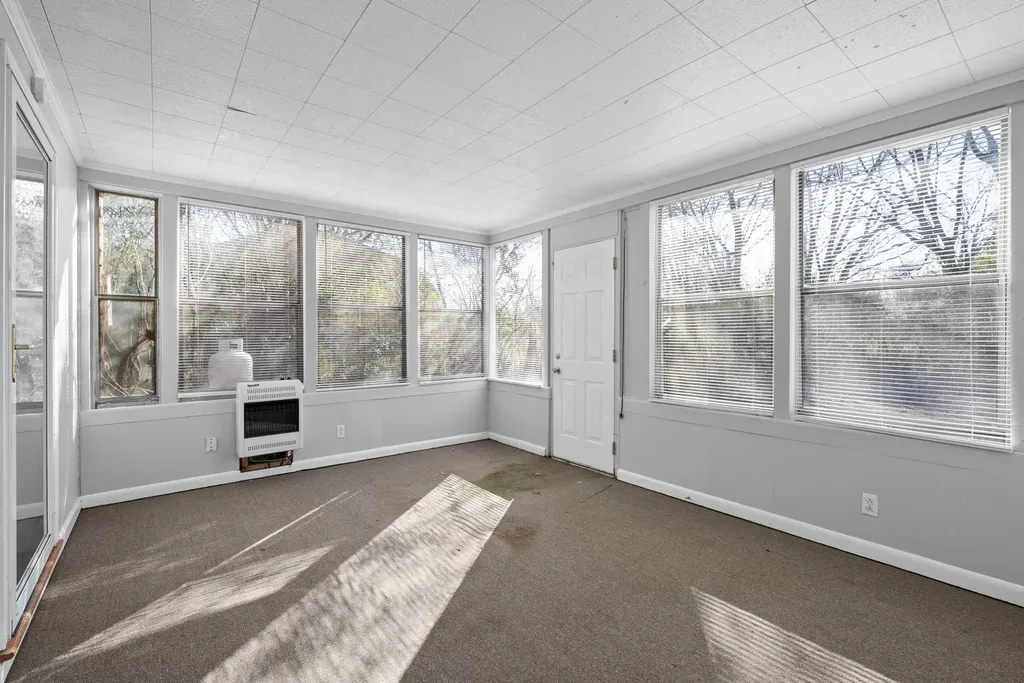 318 Verdun Drive Clarksville TN 37042