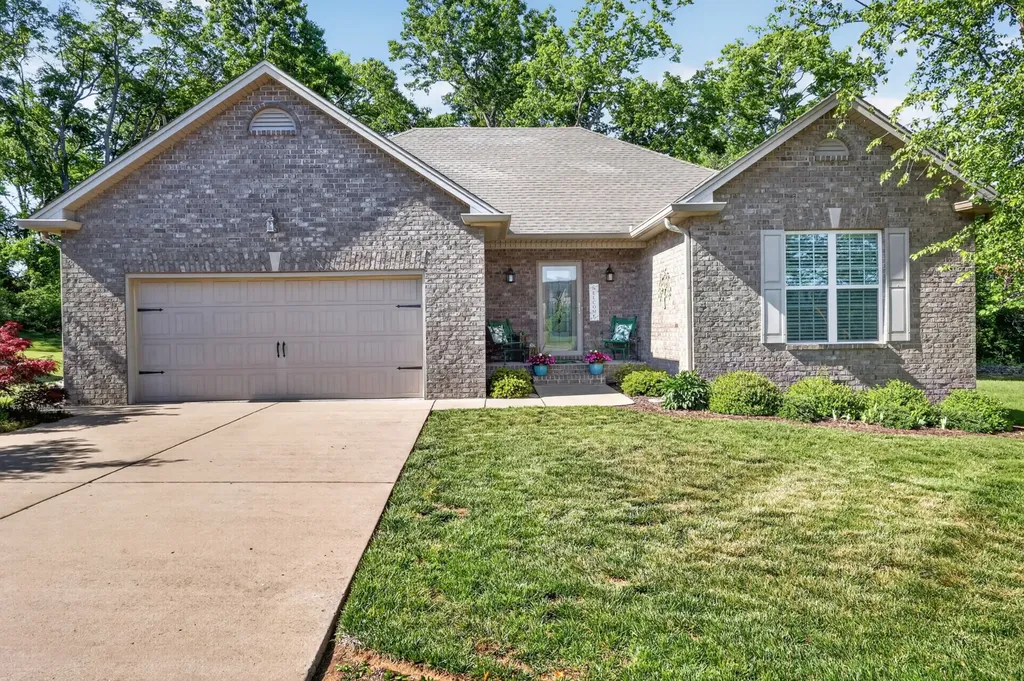 202 Beacon Street Gallatin TN 37066