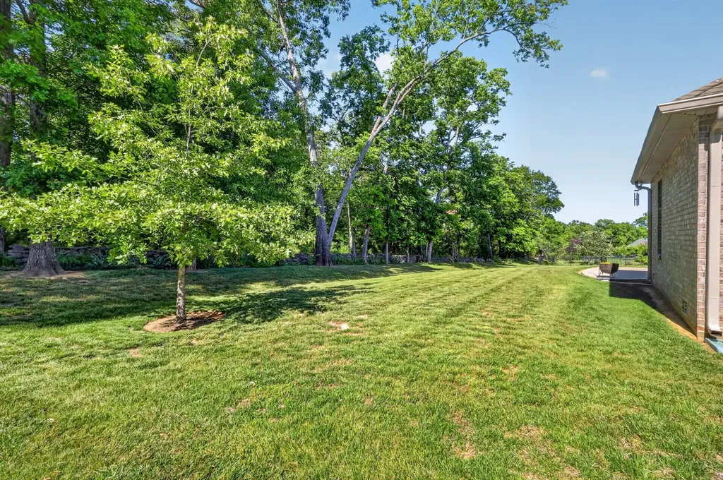 202 Beacon Street Gallatin TN 37066