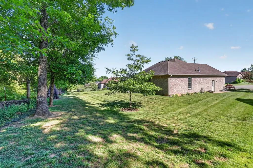 202 Beacon Street Gallatin TN 37066
