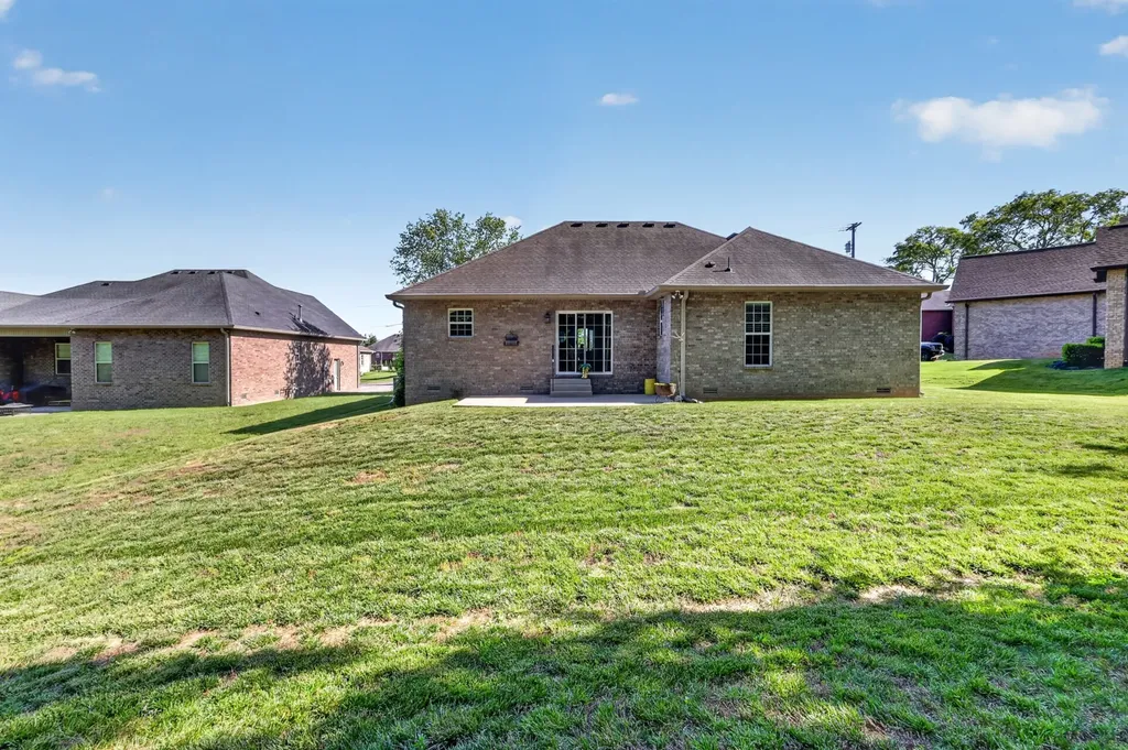 202 Beacon Street Gallatin TN 37066