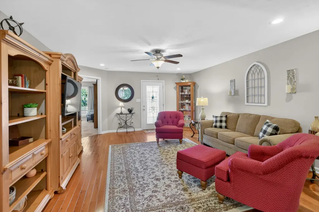 202 Beacon Street Gallatin TN 37066