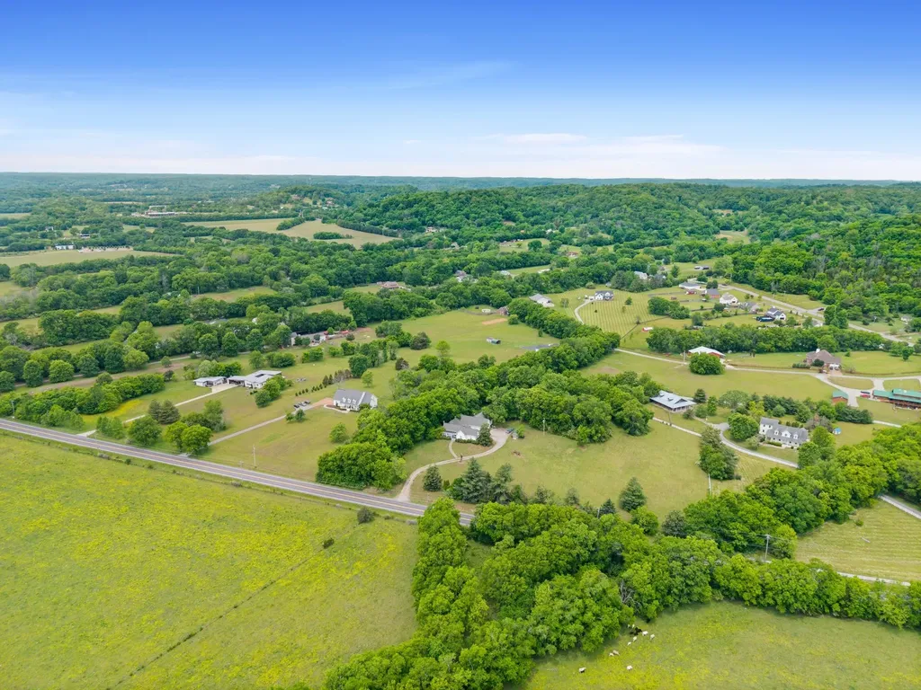 2033 Carters Creek Pike Franklin TN 37064
