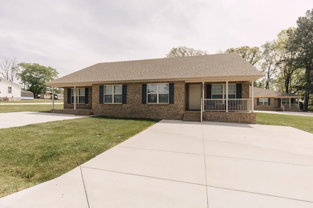 282 Hunt Street Manchester TN 37355