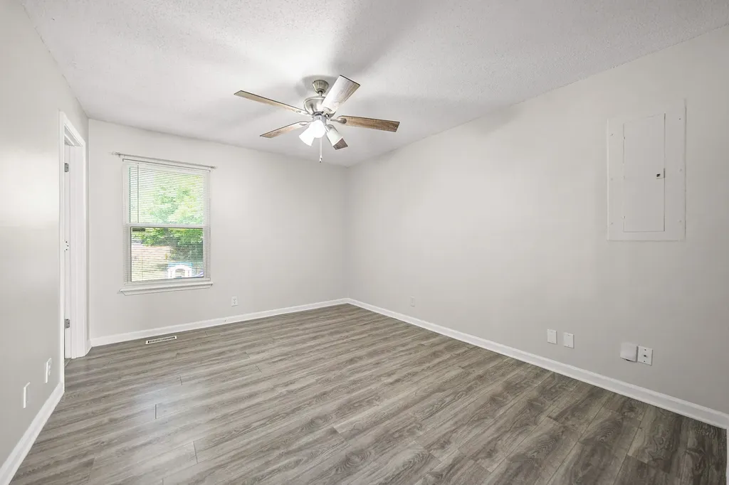 414 Donna Drive Clarksville TN 37042
