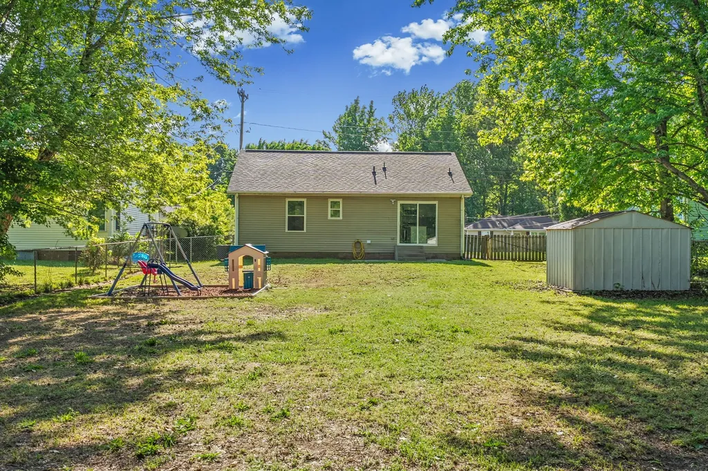 414 Donna Drive Clarksville TN 37042
