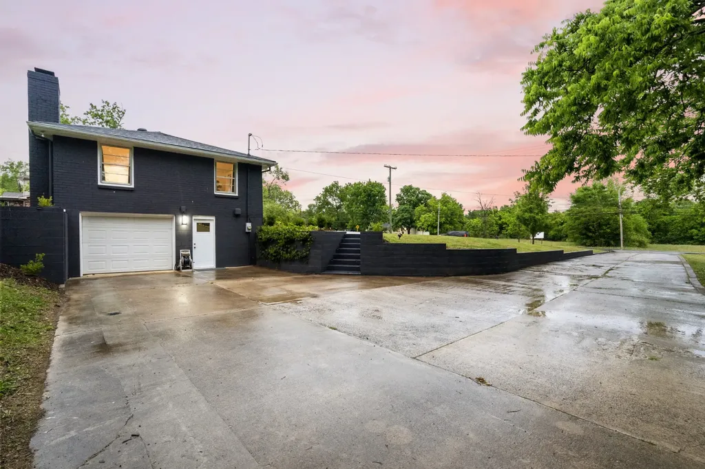 1175 Old Hickory Boulevard Nashville TN 37207