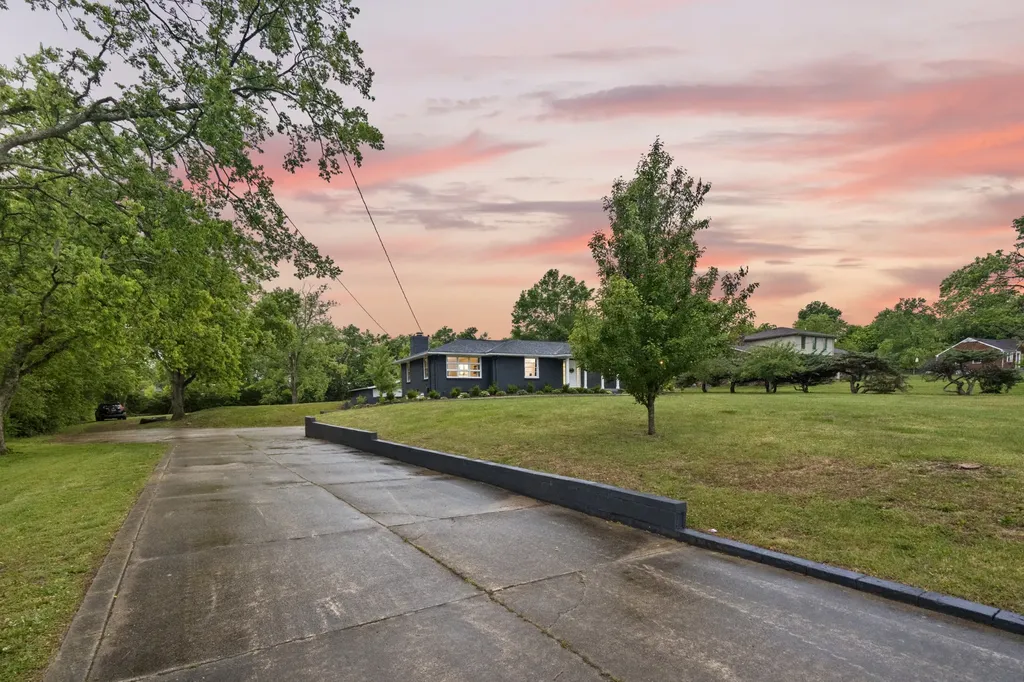 1175 Old Hickory Boulevard Nashville TN 37207