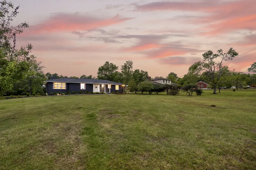 1175 Old Hickory Boulevard Nashville TN 37207