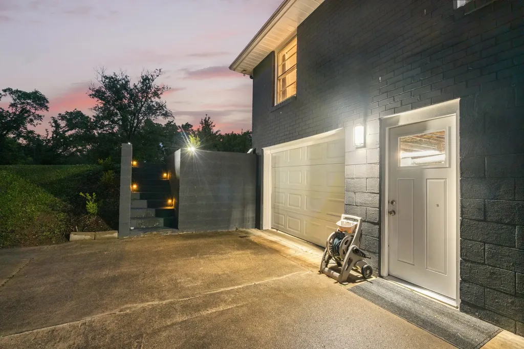 1175 Old Hickory Boulevard Nashville TN 37207