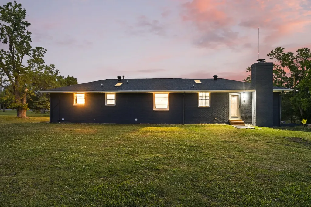 1175 Old Hickory Boulevard Nashville TN 37207