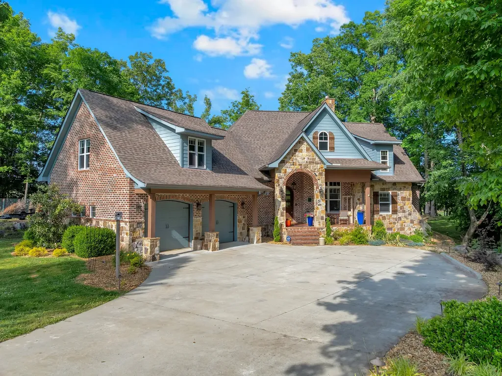 101 Canary Lane Estill Springs TN 37330