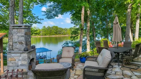 101 Canary Lane Estill Springs TN 37330