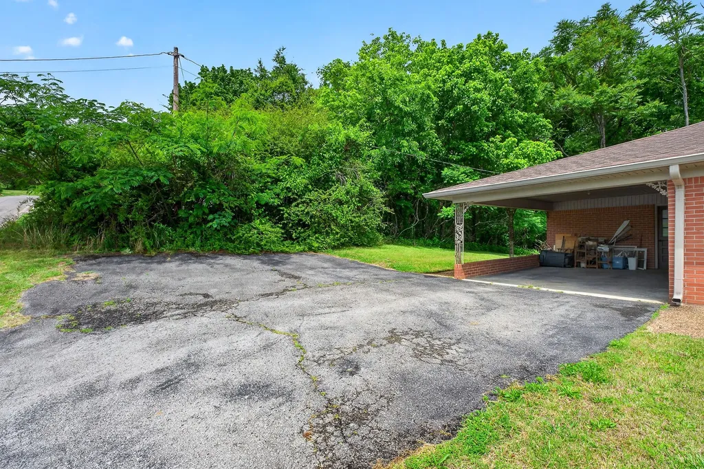 140 Short Street Liberty TN 37095