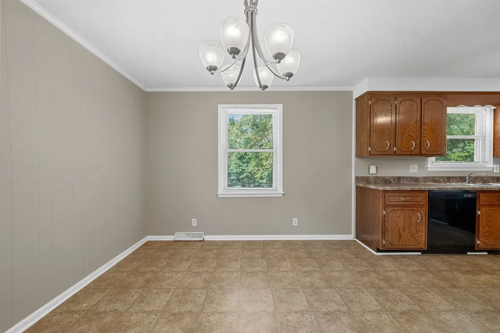 809 Pollard Road Clarksville TN 37042