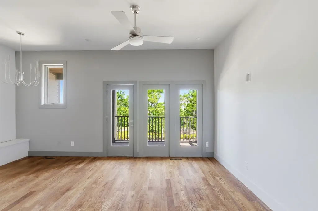 1825 3rd Ave, N Nashville TN 37208