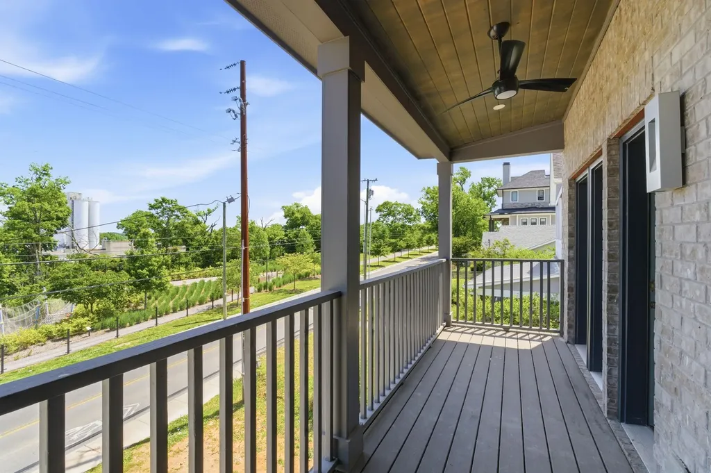 1825 3rd Ave, N Nashville TN 37208
