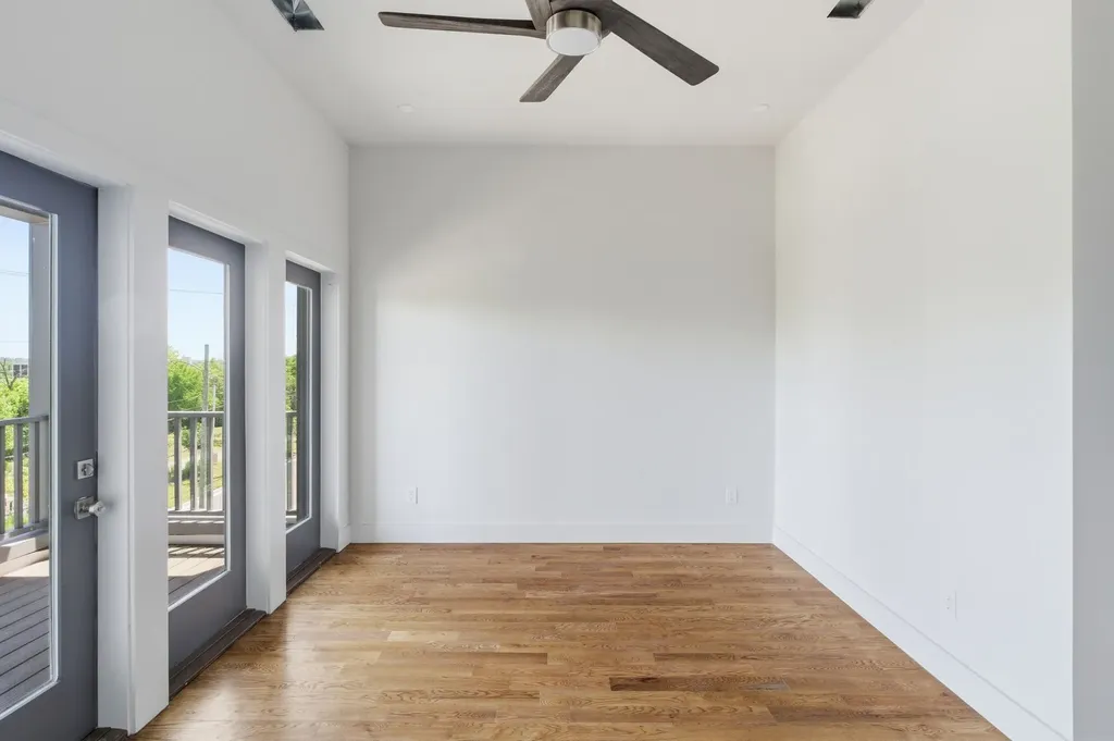 1825 3rd Ave, N Nashville TN 37208