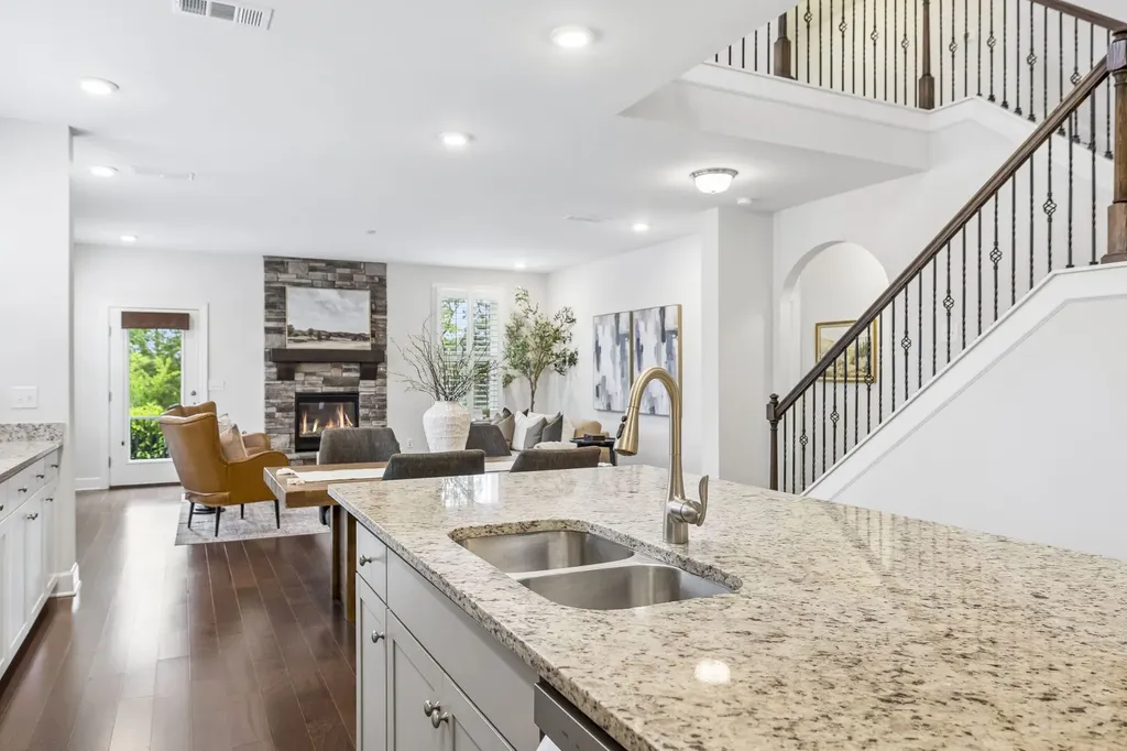 1237 Cressy Lane Brentwood TN 37027