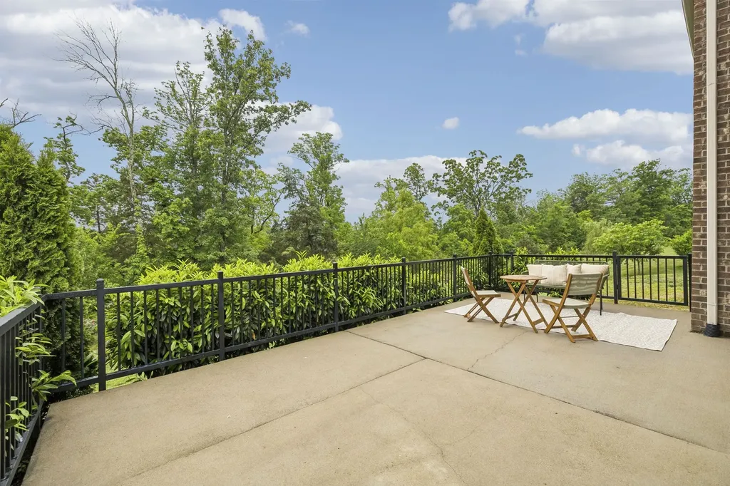 1237 Cressy Lane Brentwood TN 37027