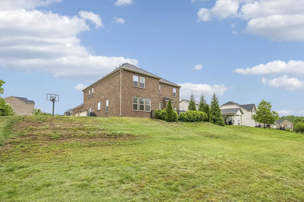1237 Cressy Lane Brentwood TN 37027