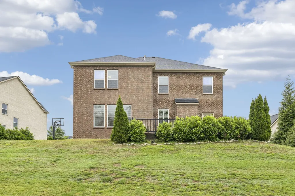 1237 Cressy Lane Brentwood TN 37027