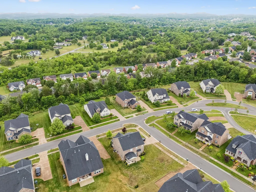 1237 Cressy Lane Brentwood TN 37027