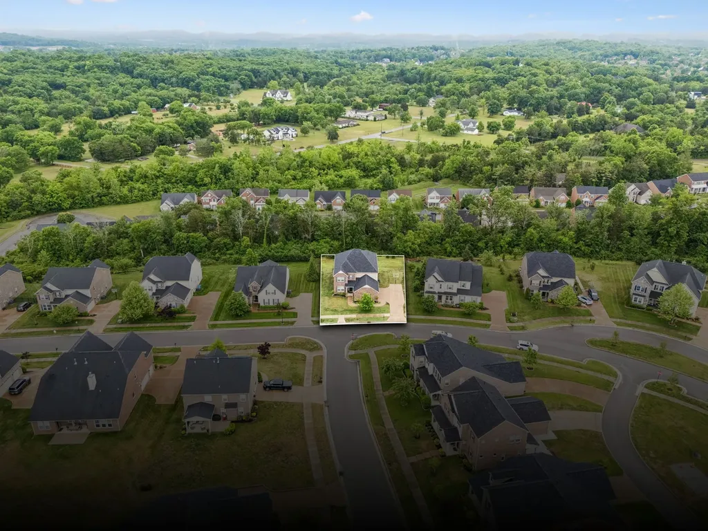 1237 Cressy Lane Brentwood TN 37027