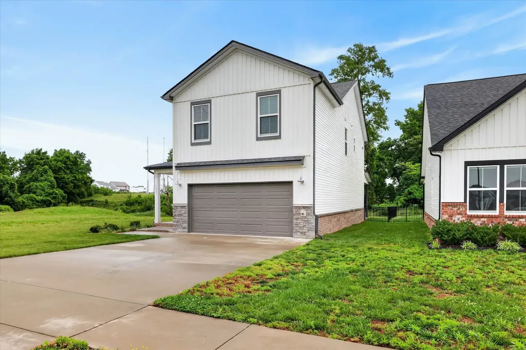 1437 Citadel Drive Clarksville TN 37042