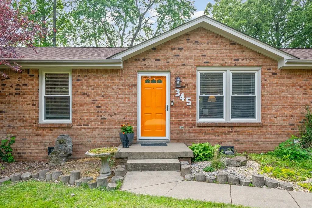 345 Lake Court Drive Clarksville TN 37043