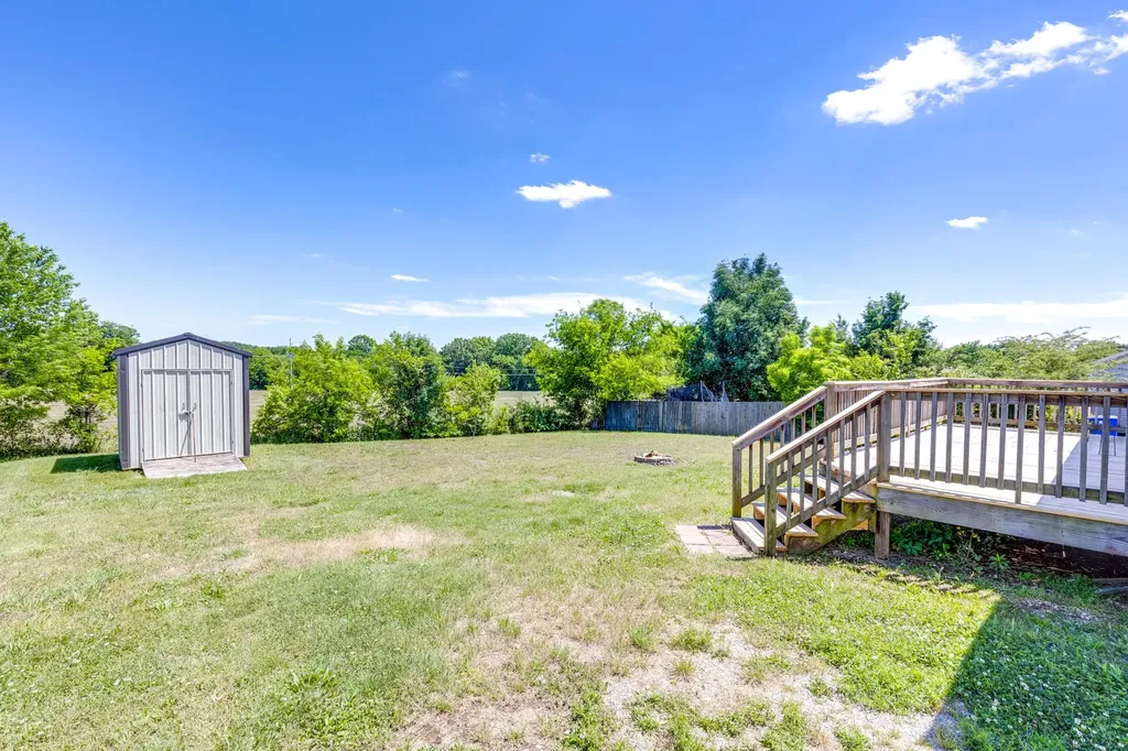 2109 Hollandale Circle Columbia TN 38401
