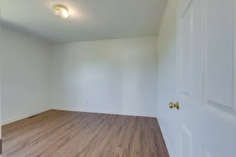 2109 Hollandale Circle Columbia TN 38401