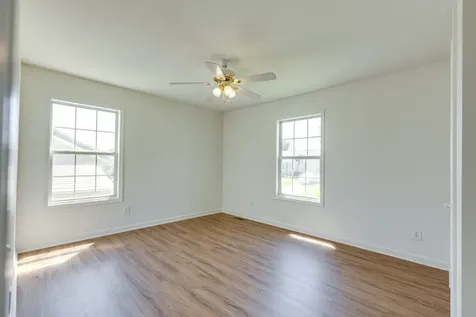 2109 Hollandale Circle Columbia TN 38401