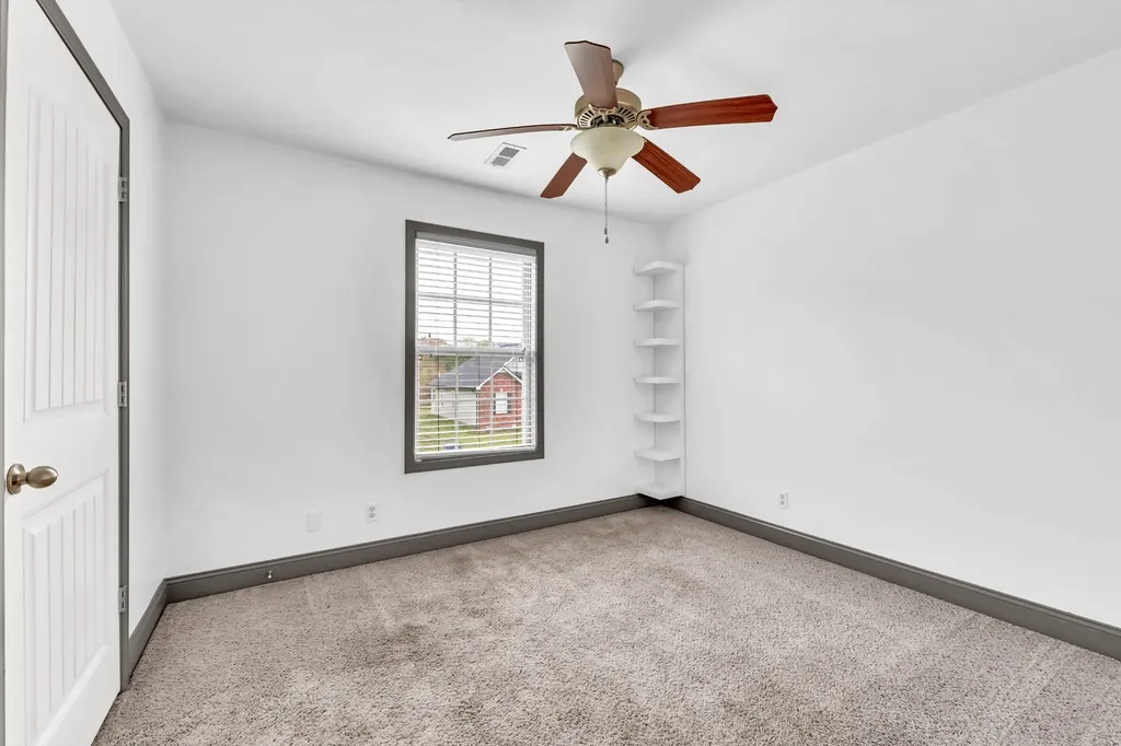 410 River Heights Drive Clarksville TN 37040