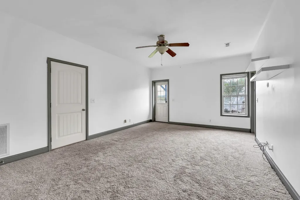 410 River Heights Drive Clarksville TN 37040