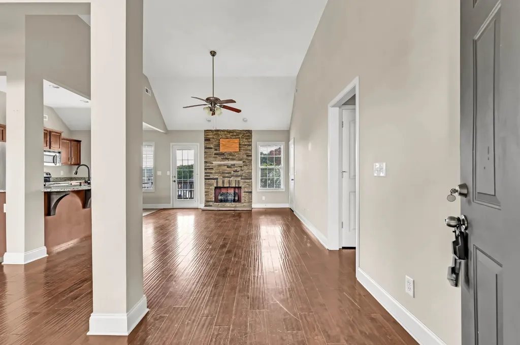 410 River Heights Drive Clarksville TN 37040