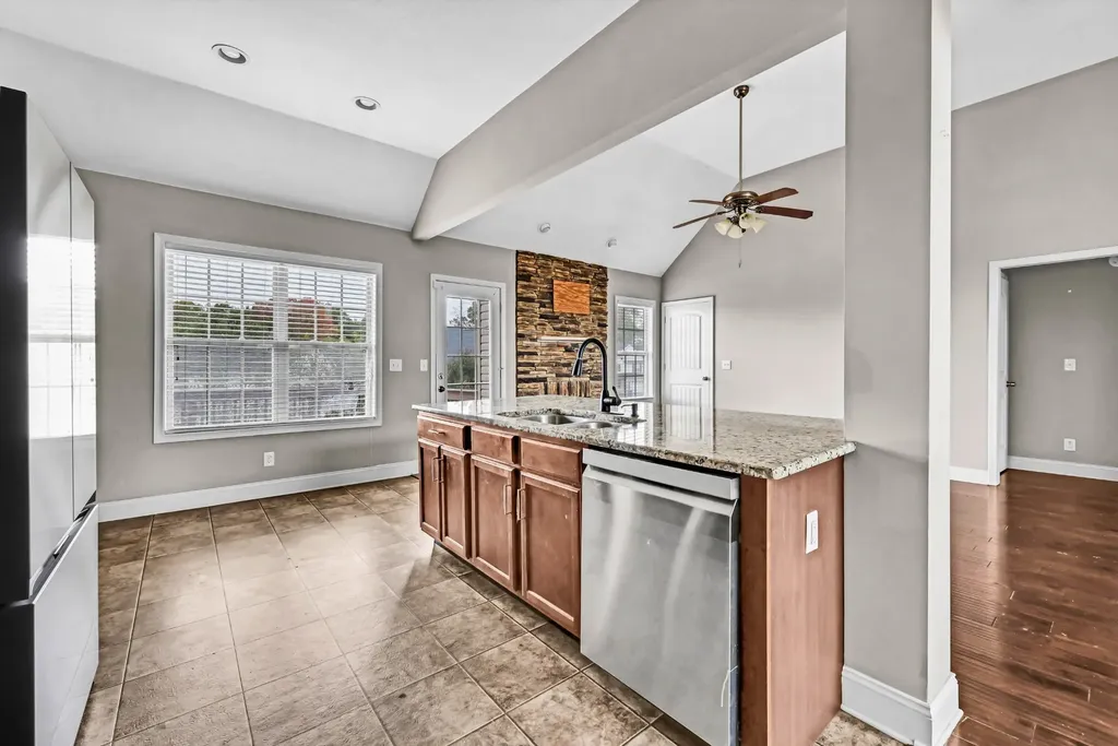 410 River Heights Drive Clarksville TN 37040