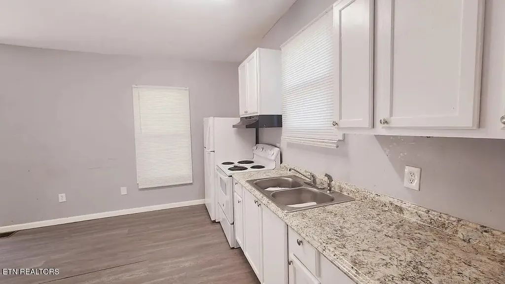 2102 Adams Avenue Knoxville TN 37917