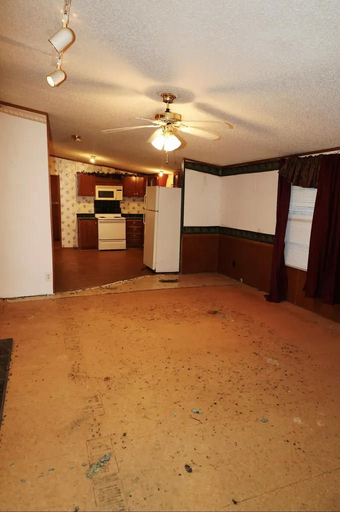 1050 Macon Wall Road Ashland City TN 37015