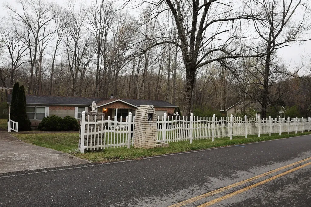 1050 Macon Wall Road Ashland City TN 37015