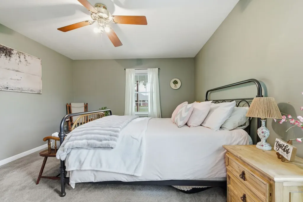 5159 Reeder School Road Greenbrier TN 37073