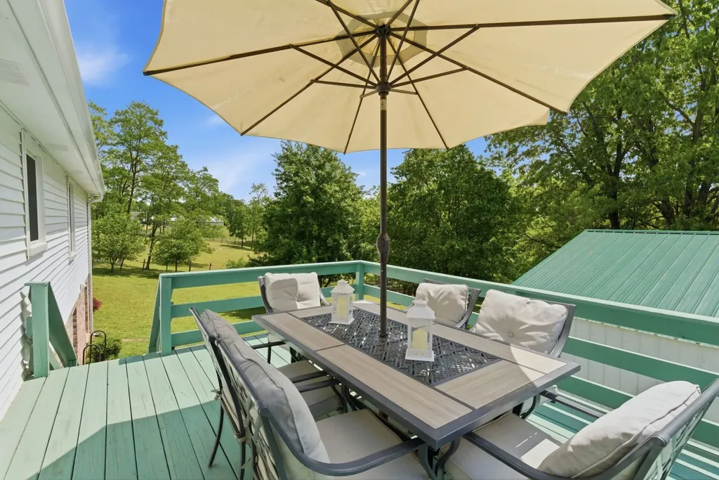 5159 Reeder School Road Greenbrier TN 37073