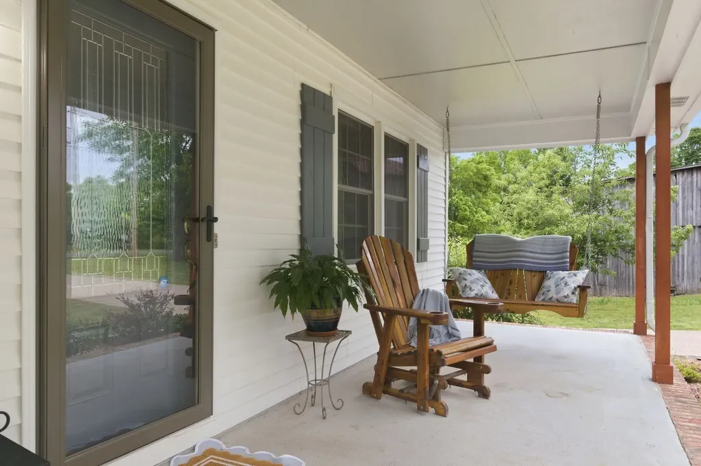 5159 Reeder School Road Greenbrier TN 37073